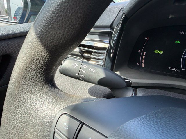 Used 2025 Toyota Camry LE FWD image 39