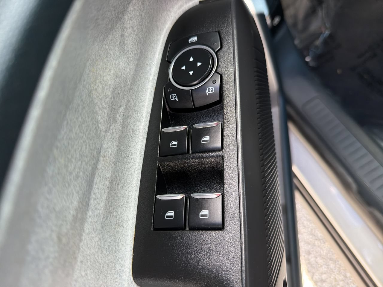 Certified 2025 Ford Maverick XLT FWD image 17