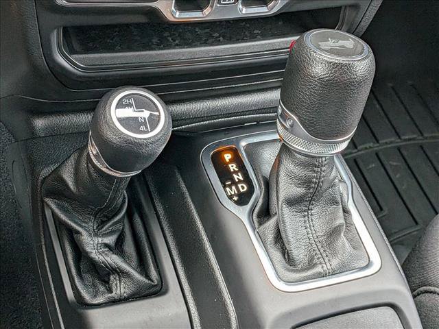 Used 2023 Jeep Wrangler Unlimited Sport AWD/4WD image 12