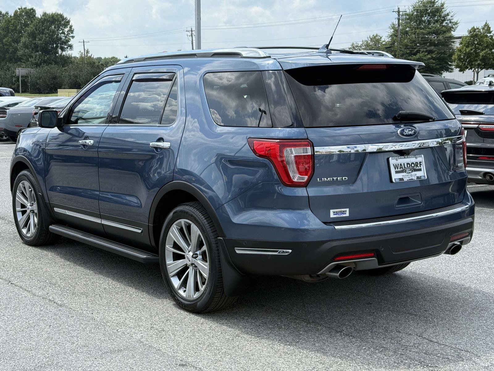 Certified 2018 Ford Explorer Limited w/ Equipment Group 301A AWD/4WD image 4
