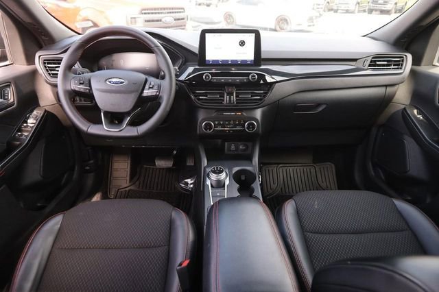 Certified 2025 Ford Escape ST-Line AWD/4WD image 20