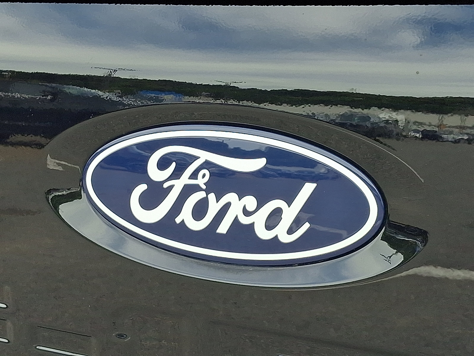 Certified 2025 Ford F150 Lariat w/ Equipment Group 502A High AWD/4WD image 29
