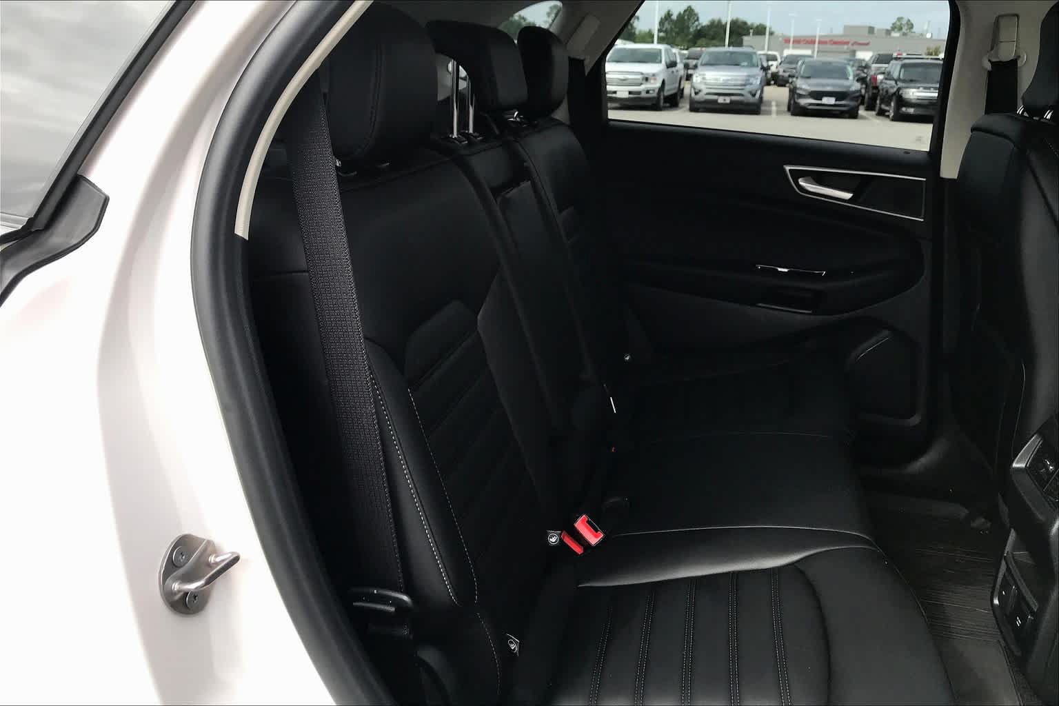 Certified 2019 Ford Edge SEL w/ Equipment Group 201A AWD/4WD image 20