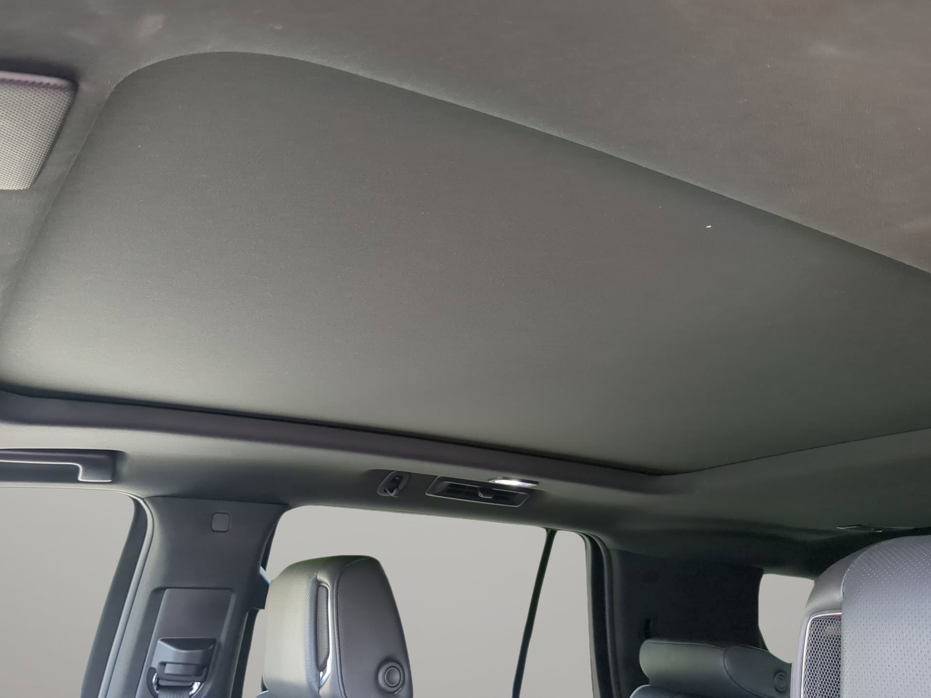 Used 2023 Cadillac Escalade Premium Luxury image 51