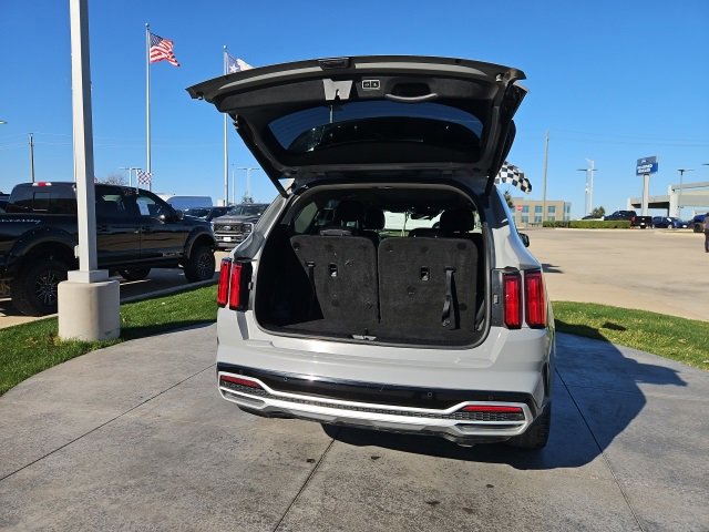 Used 2023 Kia Sorento SX image 8