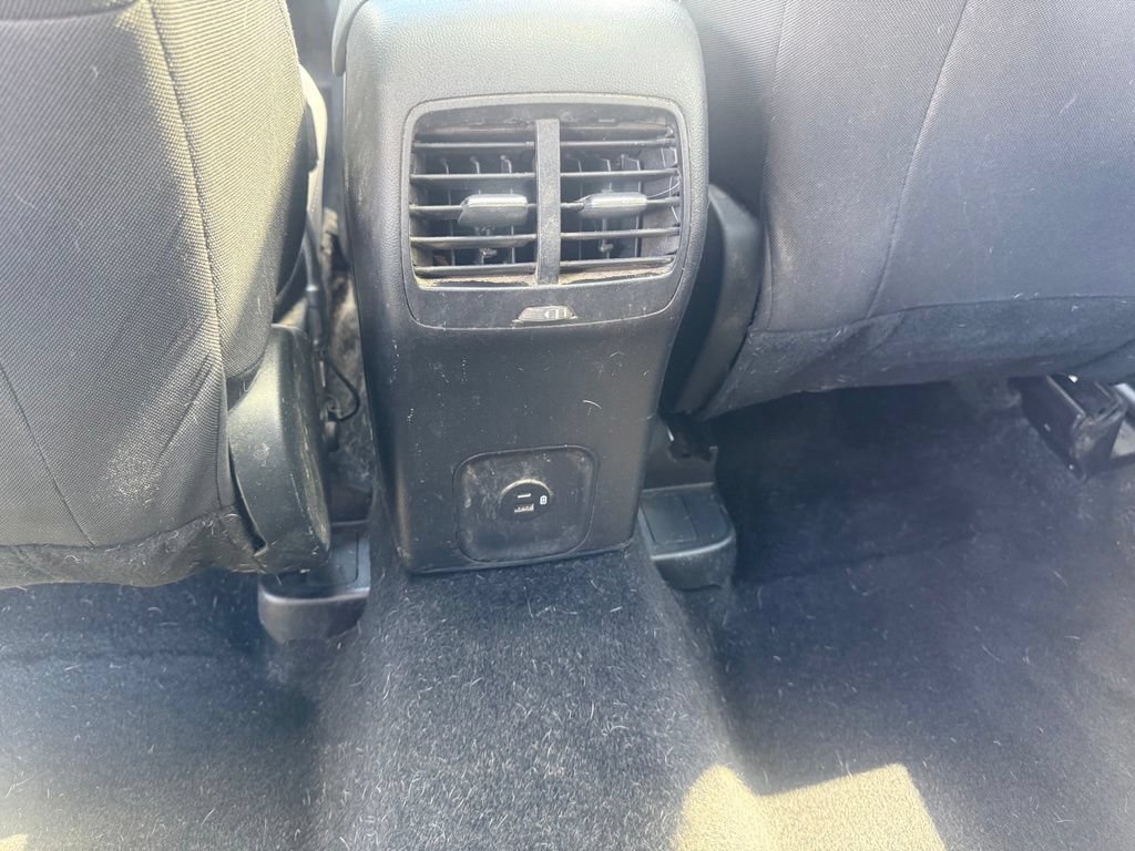 Certified 2020 Ford Escape SE FWD image 40
