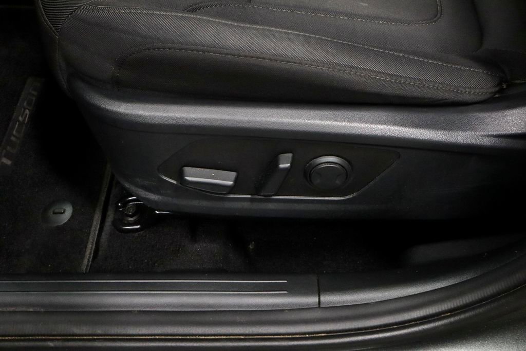 Used 2022 Hyundai Tucson SEL w/ Cargo Package AWD/4WD image 24
