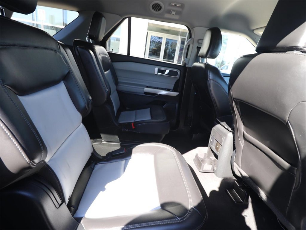 Certified 2022 Ford Explorer XLT w/ Equipment Group 202A image 20