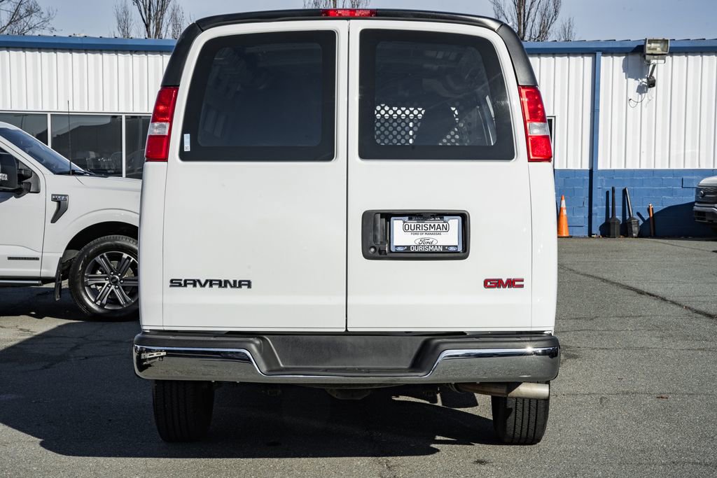 Used 2023 GMC Savana 2500 image 6