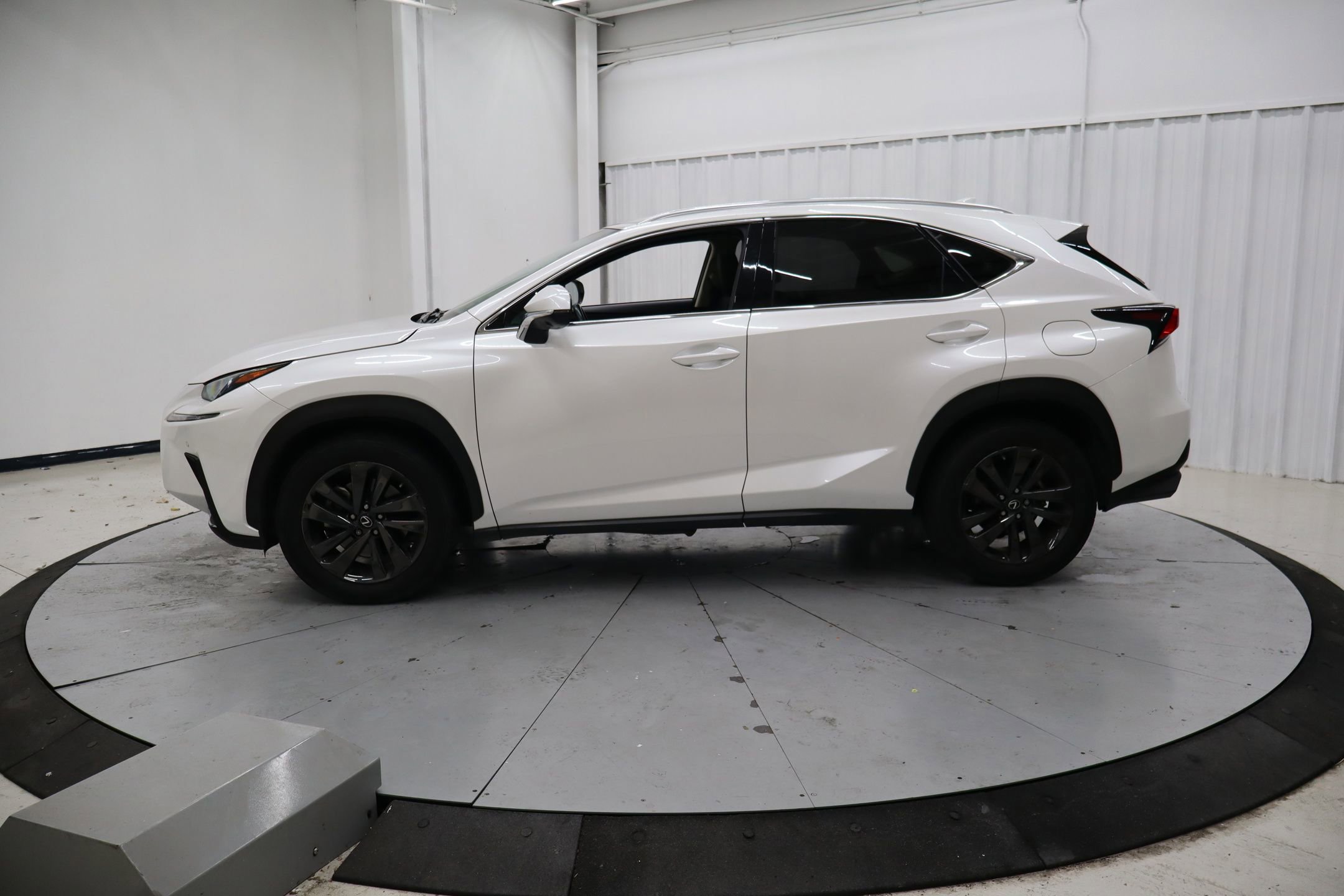 Used 2019 Lexus NX 300 FWD w/ Premium Package image 4