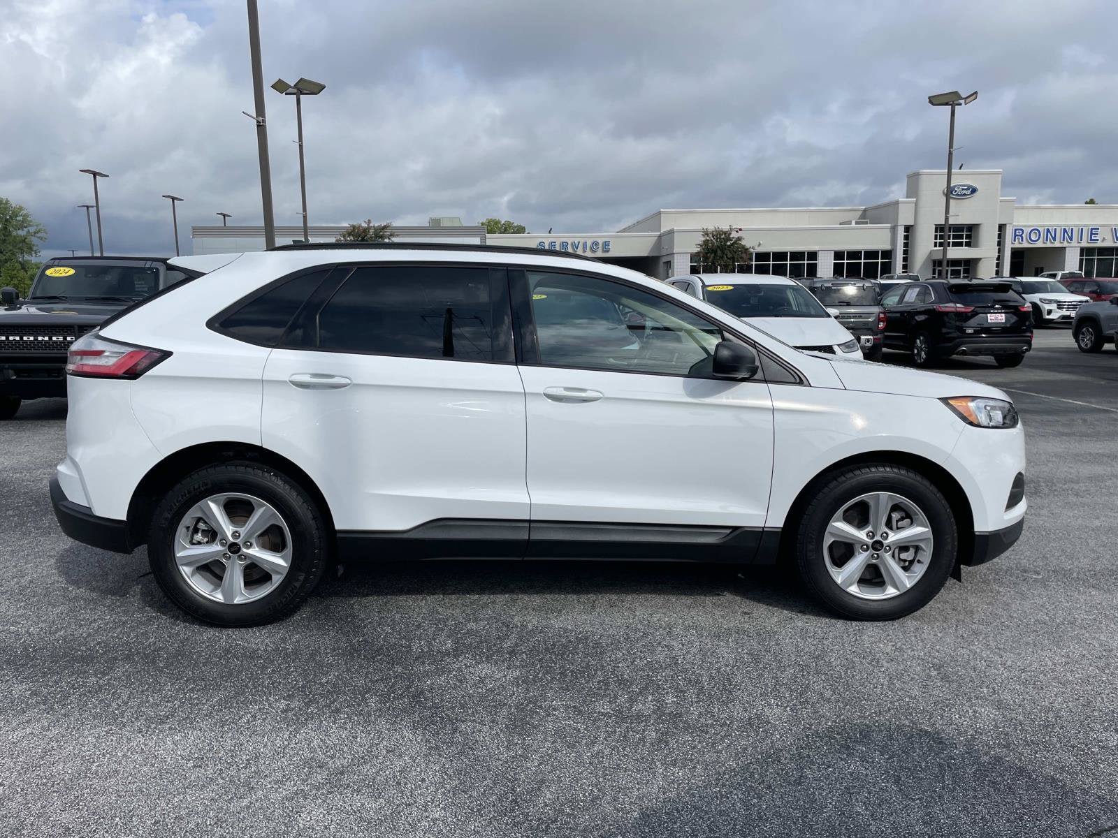 Certified 2024 Ford Edge SE AWD/4WD image 2