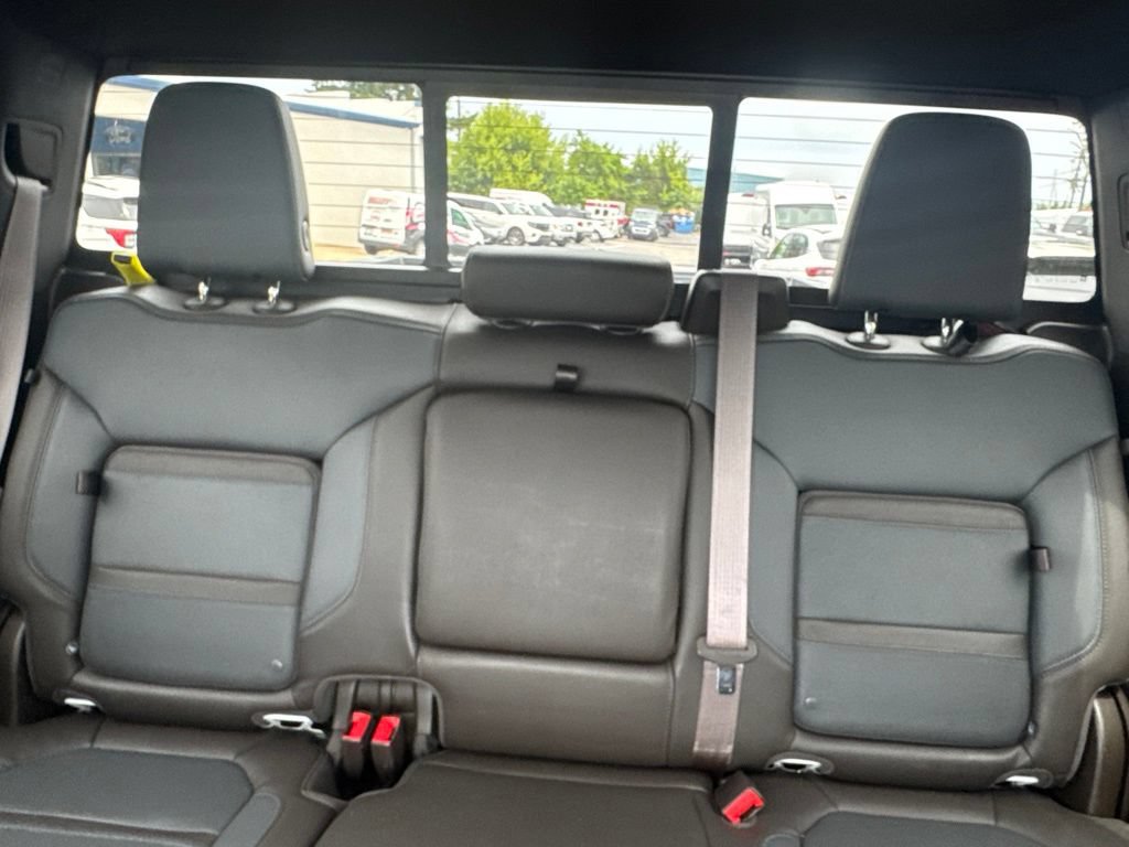 Used 2023 GMC Sierra 2500 Denali w/ Denali Ultimate Package AWD/4WD image 30
