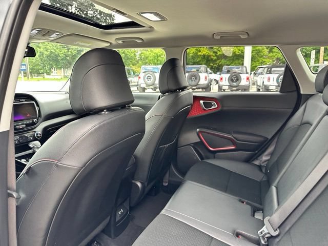 Used 2023 Kia Soul GT-Line FWD image 37
