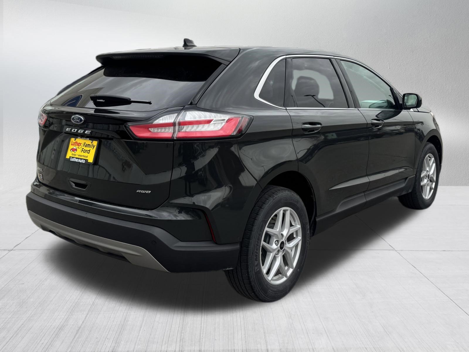 Certified 2024 Ford Edge SEL w/ Convenience Package AWD/4WD image 8
