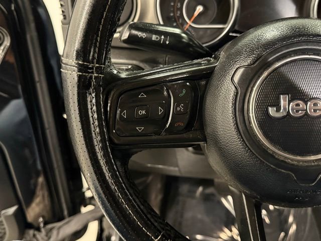 Used 2021 Jeep Wrangler Sport AWD/4WD image 19