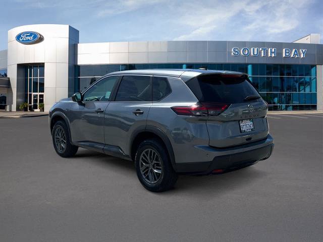 Used 2024 Nissan Rogue S FWD image 3