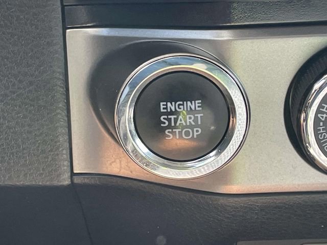 Used 2023 Toyota Tacoma SR5 w/ Technology Package AWD/4WD image 19