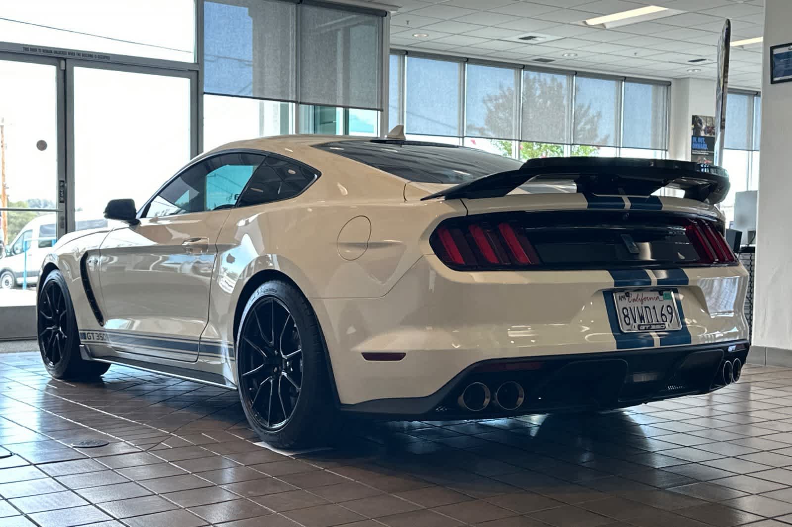 Certified 2020 Ford Mustang Shelby GT350 w/ Technology Package RWD image 6