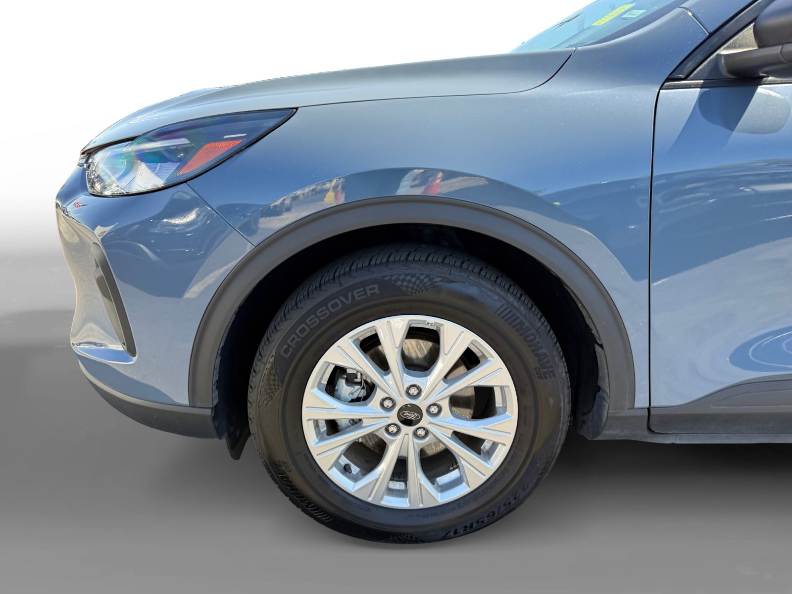 Certified 2025 Ford Escape Active FWD image 9