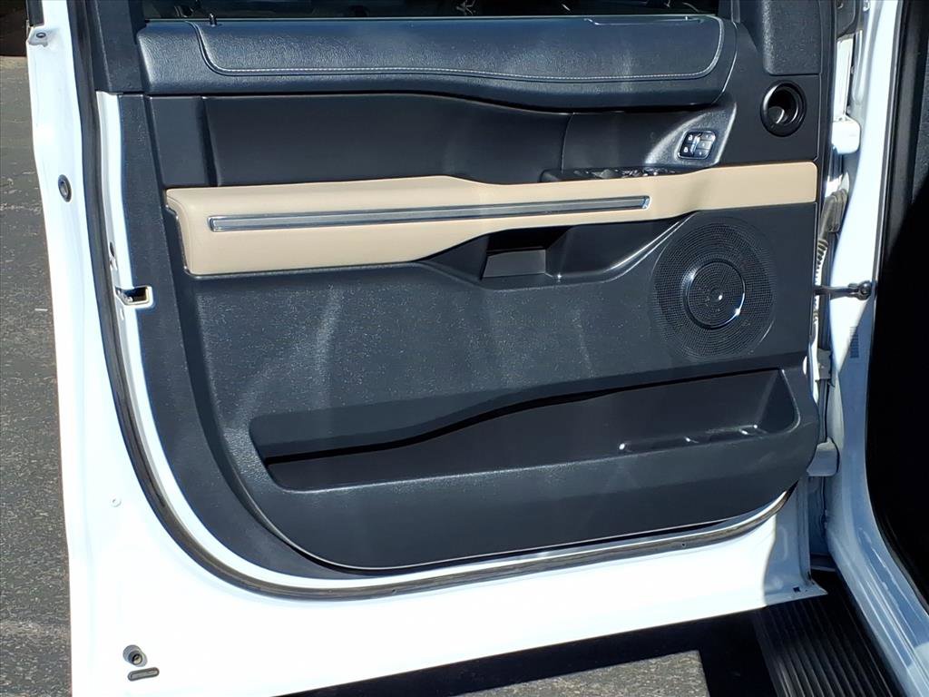 Certified 2024 Ford Expedition Max XLT image 21