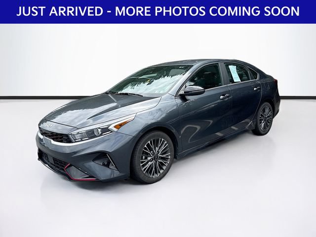 Used 2023 Kia Forte GT-Line w/ GT-Line Technology Package FWD image 3