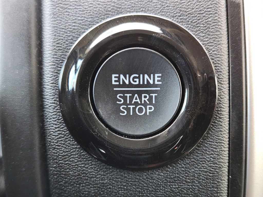 Certified 2025 Ford Expedition Active image 40