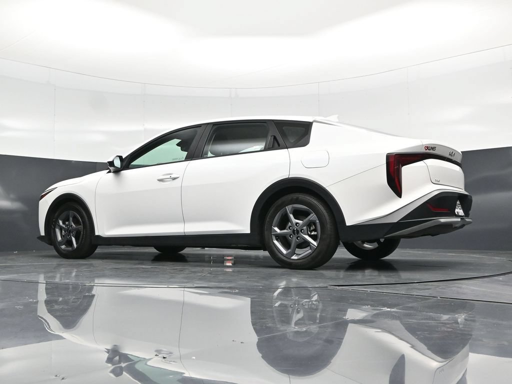 Used 2025 Kia K4 FWD image 47
