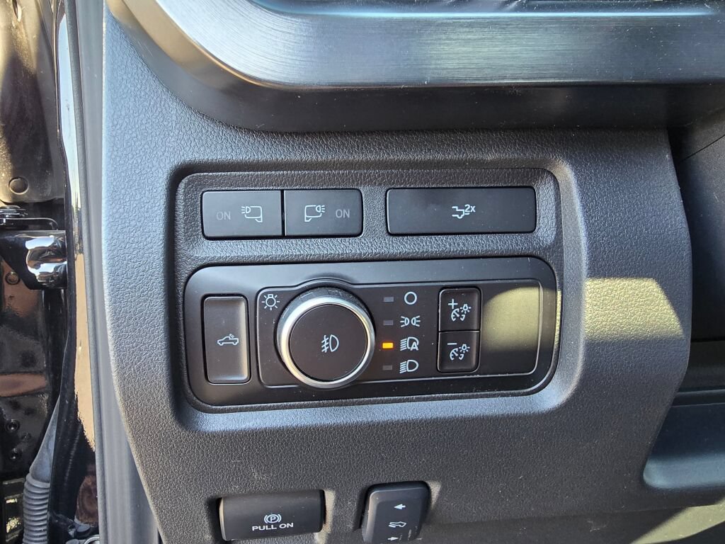 Certified 2023 Ford F350 Lariat w/ Lariat Ultimate Package AWD/4WD image 23