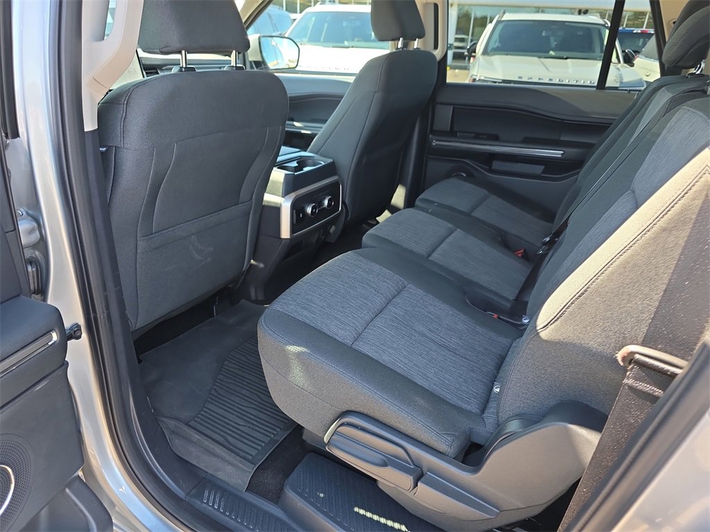Certified 2023 Ford Expedition Max XLT image 31