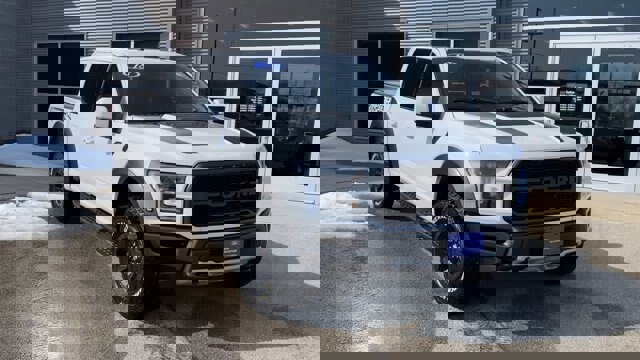 Certified 2018 Ford F150 Raptor w/ Equipment Group 802A Luxury image 4