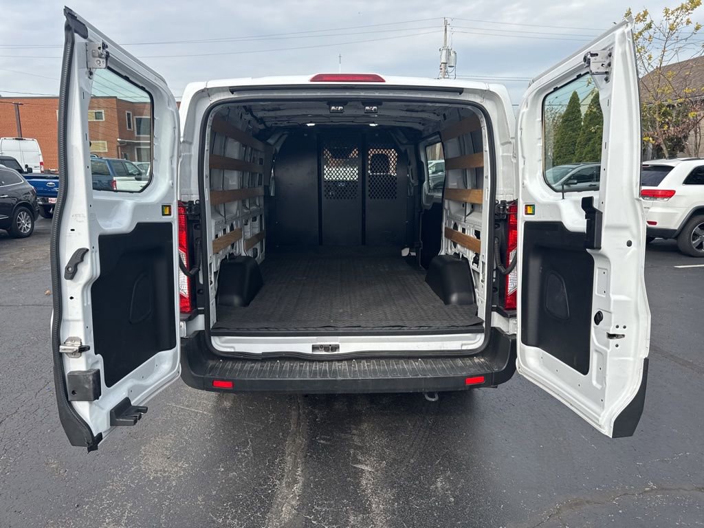 Certified 2024 Ford Transit 250 Low Roof w/ Exterior Upgrade Package image 33