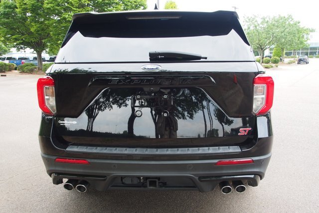 Certified 2020 Ford Explorer ST w/ Premium Technology Package AWD/4WD image 6