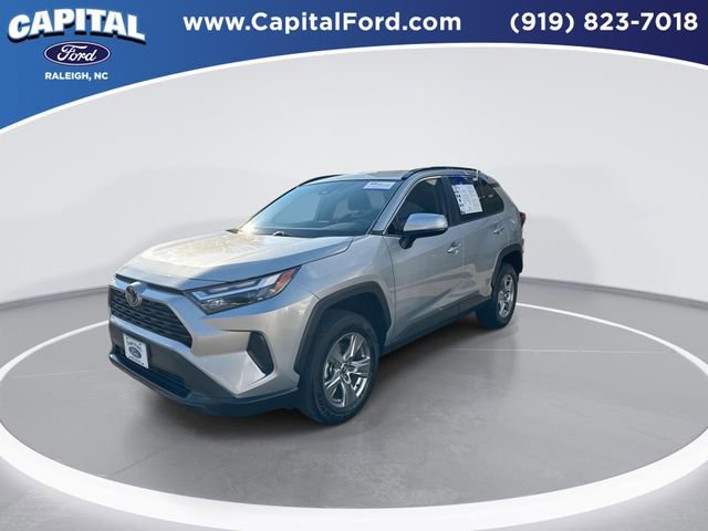 Used 2024 Toyota RAV4 XLE image 2