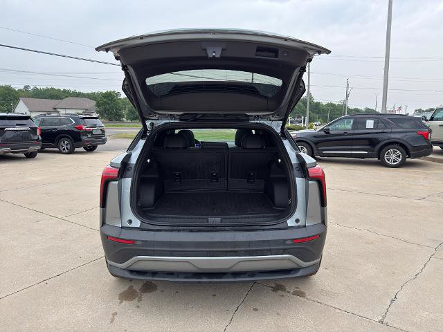 Used 2024 Chevrolet Blazer EV LT AWD/4WD image 11