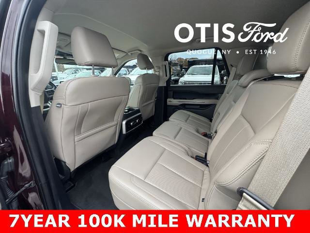 Certified 2024 Ford Expedition XLT image 10