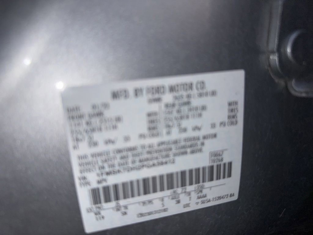 Certified 2023 Ford Explorer XLT w/ Equipment Group 202A RWD image 9