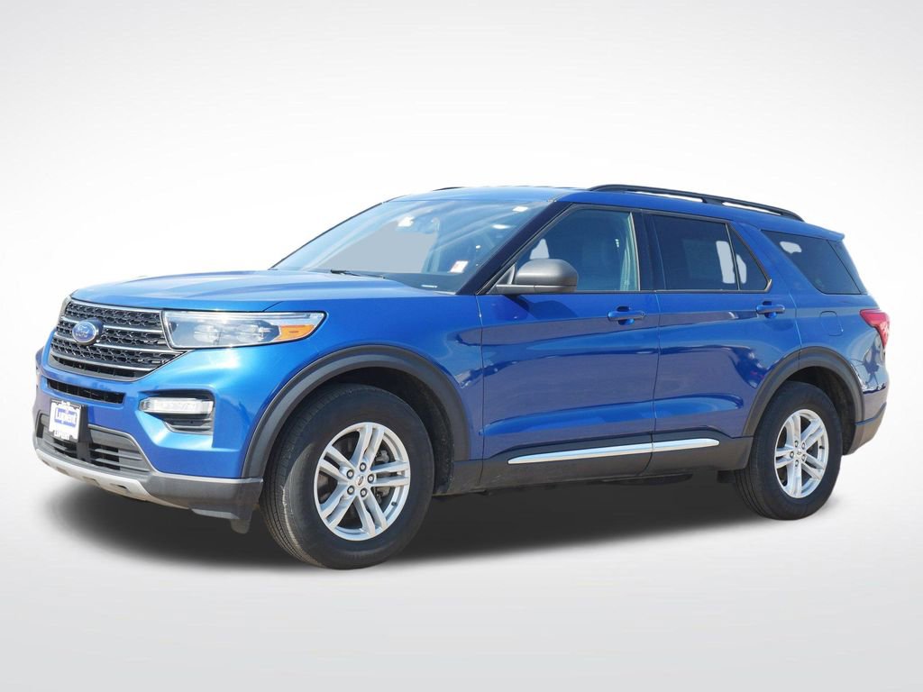 Certified 2020 Ford Explorer XLT w/ Equipment Group 202A image 6