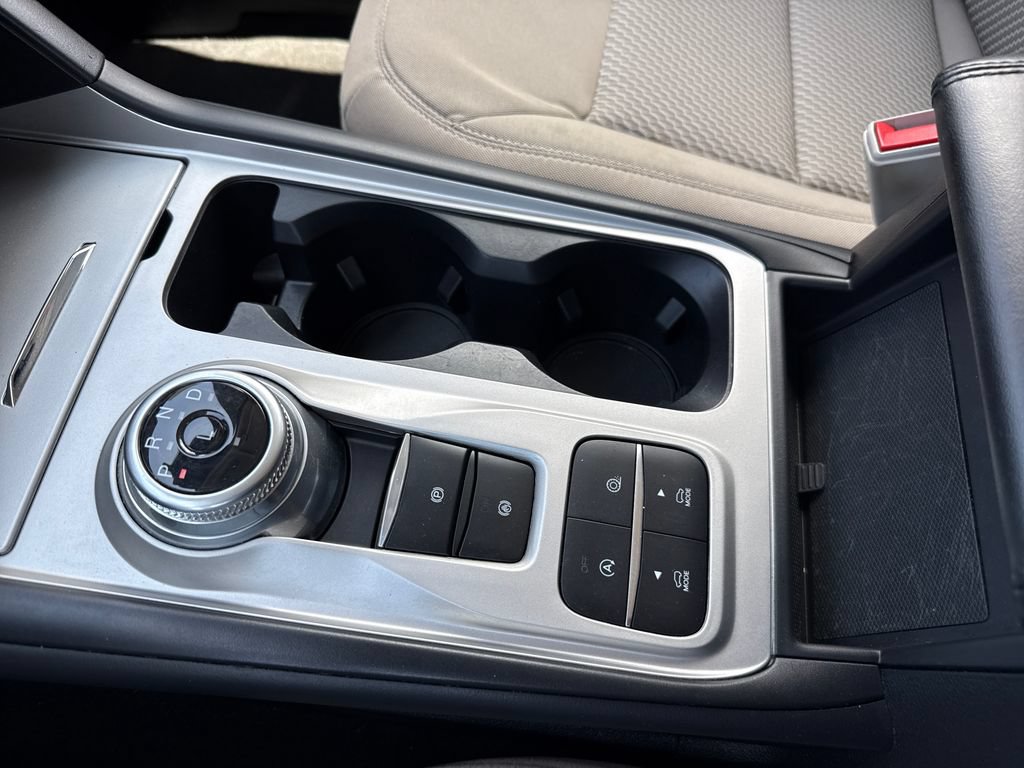 Certified 2023 Ford Explorer XLT RWD image 21