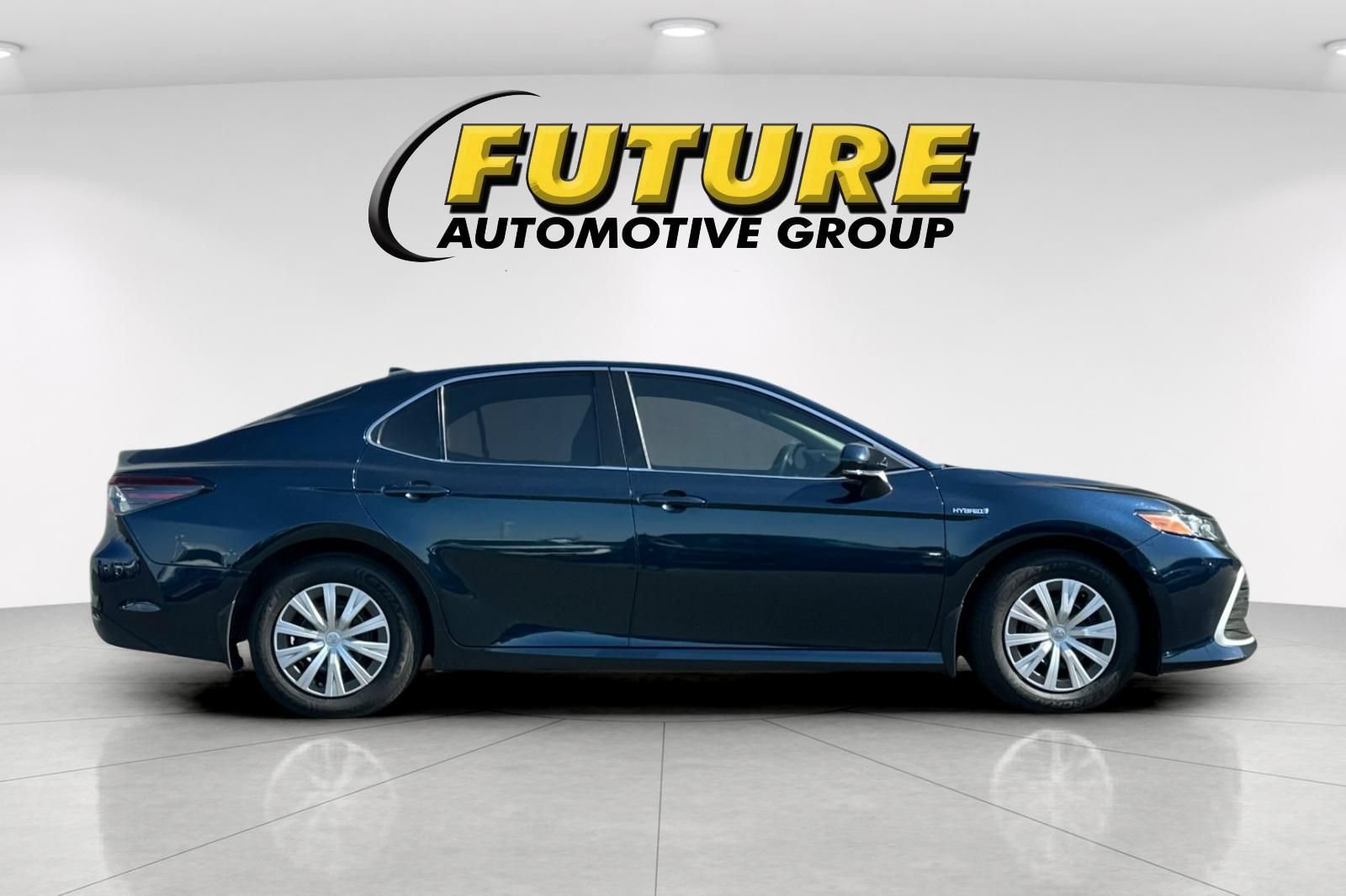 Used 2021 Toyota Camry LE w/ Cold Weather Package FWD image 2