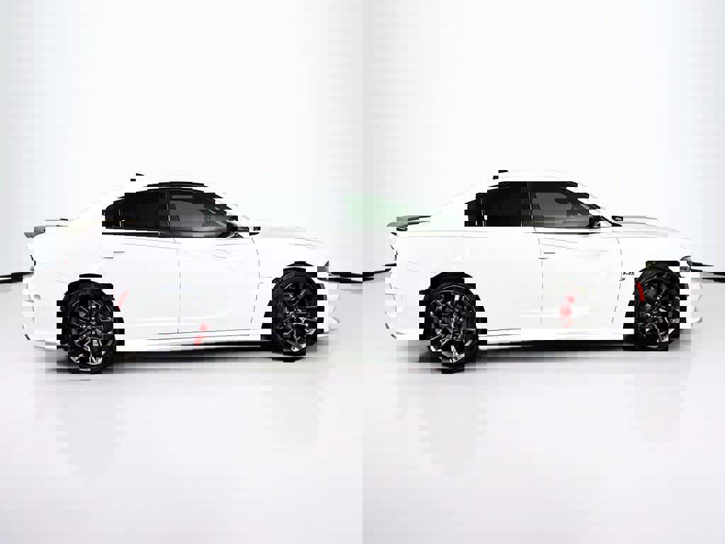 Used 2023 Dodge Charger R/T w/ Performance Handling Group image 6