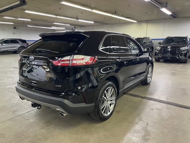 Certified 2023 Ford Edge Titanium w/ Class II Trailer Tow Package AWD/4WD image 7