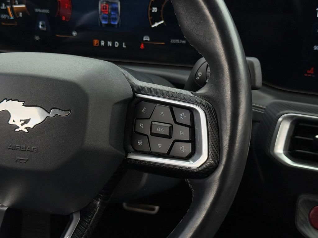 Certified 2025 Ford Mustang Convertible RWD image 8