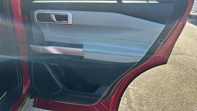 Certified 2021 Ford Explorer XLT w/ Equipment Group 202A RWD image 12