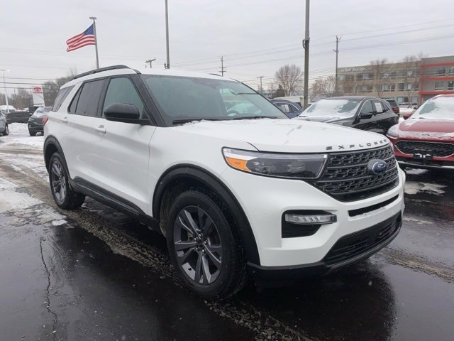 Certified 2023 Ford Explorer XLT w/ Equipment Group 202A image 1