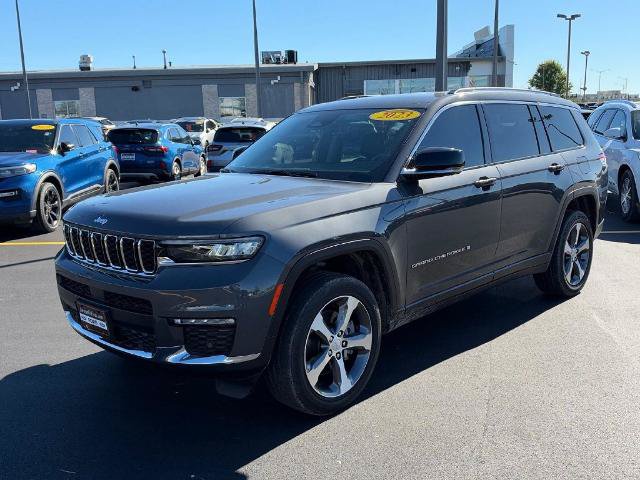 Used 2023 Jeep Grand Cherokee L Limited w/ Luxury Tech Group II AWD/4WD image 2