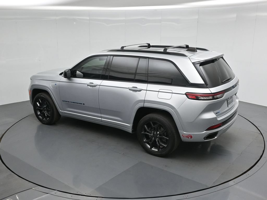 Used 2023 Jeep Grand Cherokee 30th Anniversary AWD/4WD image 40