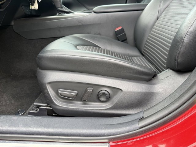 Used 2021 Toyota Camry SE w/ Carpet Mat Package (TMS) image 9
