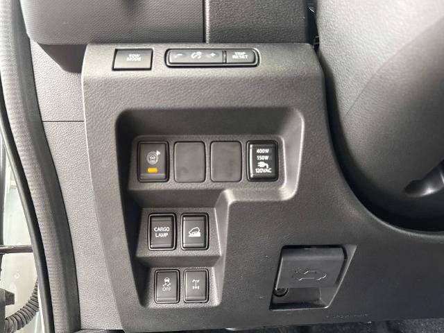 Used 2023 Nissan Frontier PRO-4X w/ Pro-4X Premium Package AWD/4WD image 26