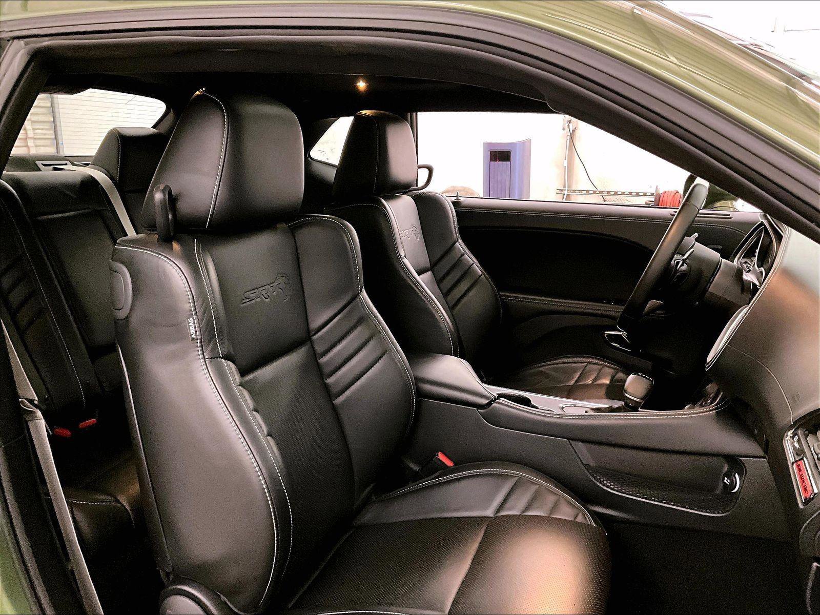 Used 2023 Dodge Challenger SRT Hellcat RWD image 7