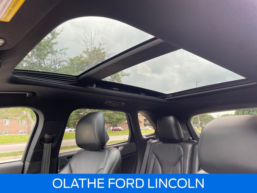 Certified 2026 Ford Explorer Active AWD/4WD image 18